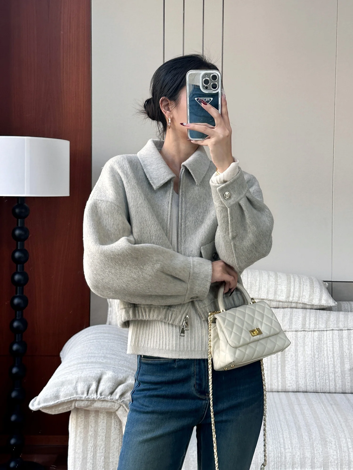 Ele Double-Sided Woolen Motorcycle Jaet ort Faionable Premium Quali Tibetan Yak Wool ME Brand Women's Coat
Ele Double-Sided Woolen Motorcycle Jaet ort Faionable Premium Quali Tibetan Yak Wool ME Brand Women's Coat