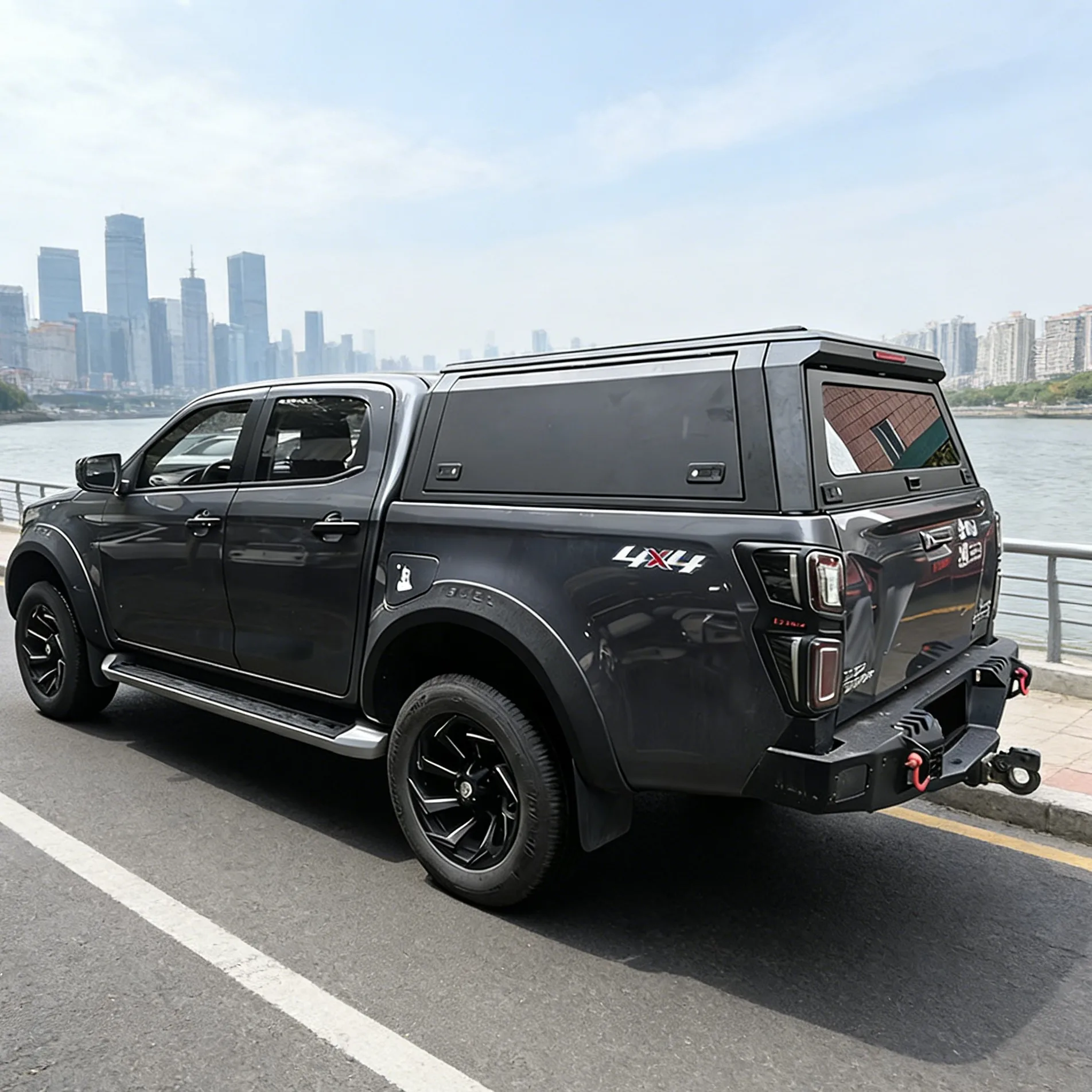 Aluminum Alloy Waterproof Locking Tailbox Back Cover Hardtop for Isuzu D MAX Mazda BT50 Maxus T60 T90
Aluminum Alloy Waterproof Locking Tailbox Back Cover Hardtop for Isuzu D MAX Mazda BT50 Maxus T60 T90