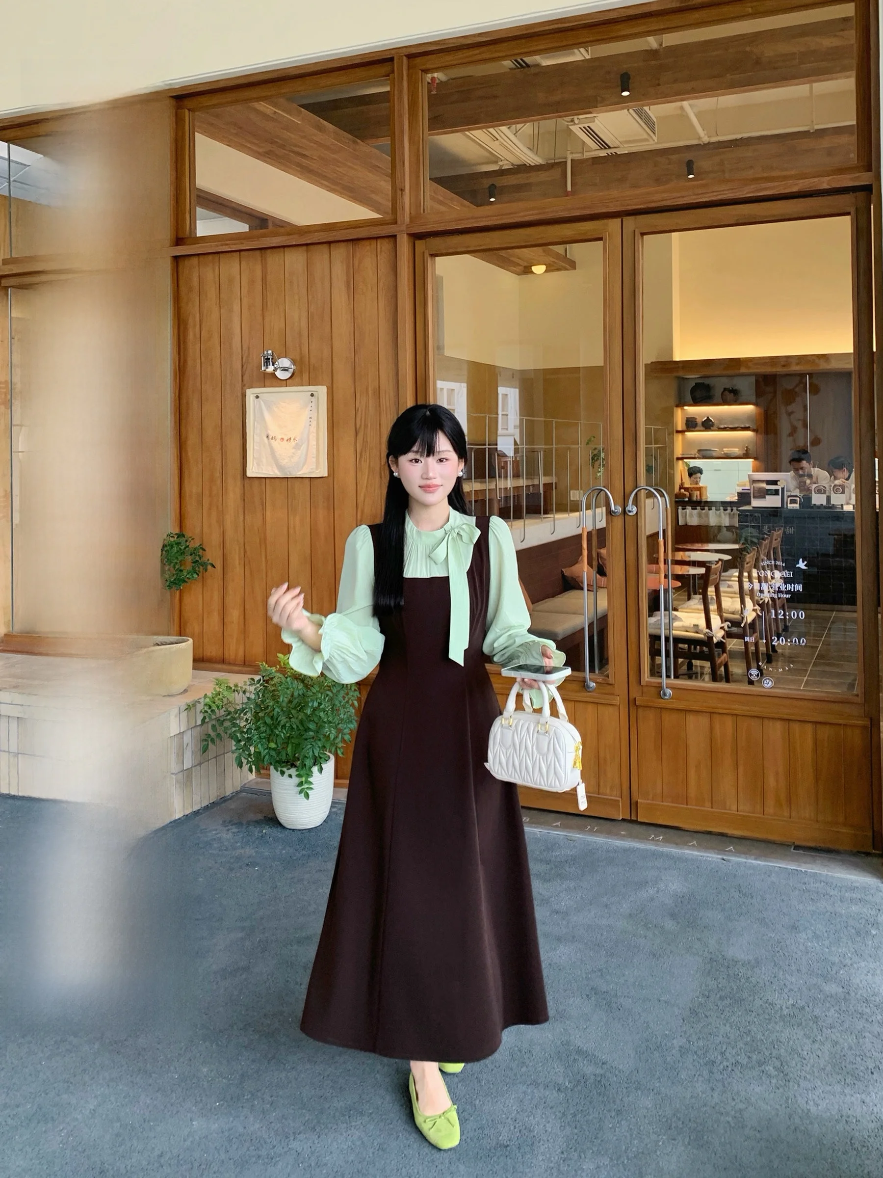 Retro Half Moon Fish【Jasmine Clear Rain】Color Block Long Sleeve Women's Dress Waist Cinched A-Line Silhouette Soft Polyester
Retro Half Moon Fish【Jasmine Clear Rain】Color Block Long Sleeve Women's Dress Waist Cinched A-Line Silhouette Soft Polyester