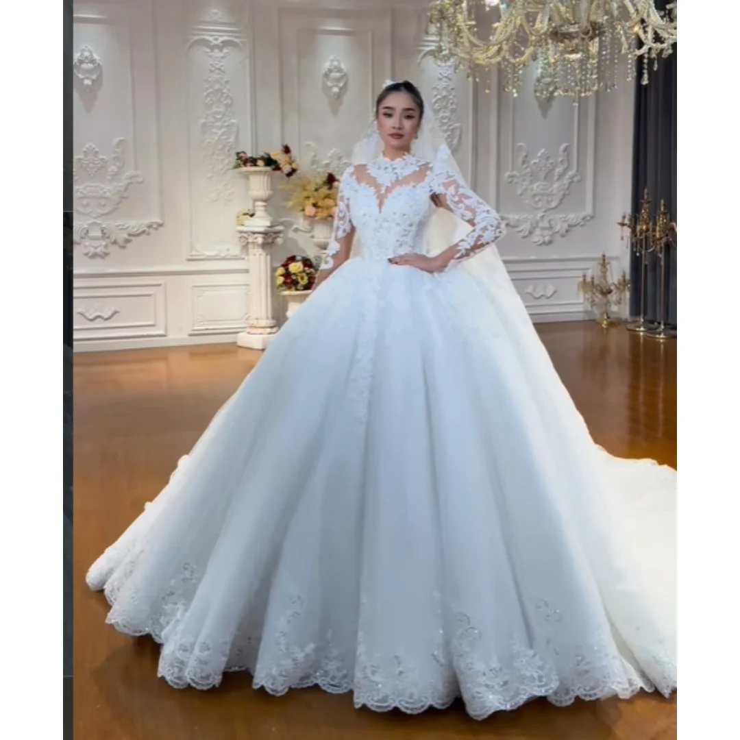 Customized High Neck Ball Gown Wedding Dress Long Sleeve Lace Appliques Sparkly Tulle Bridal Gown with Train Vestido De Novia
Customized High Neck Ball Gown Wedding Dress Long Sleeve Lace Appliques Sparkly Tulle Bridal Gown with Train Vestido De Novia