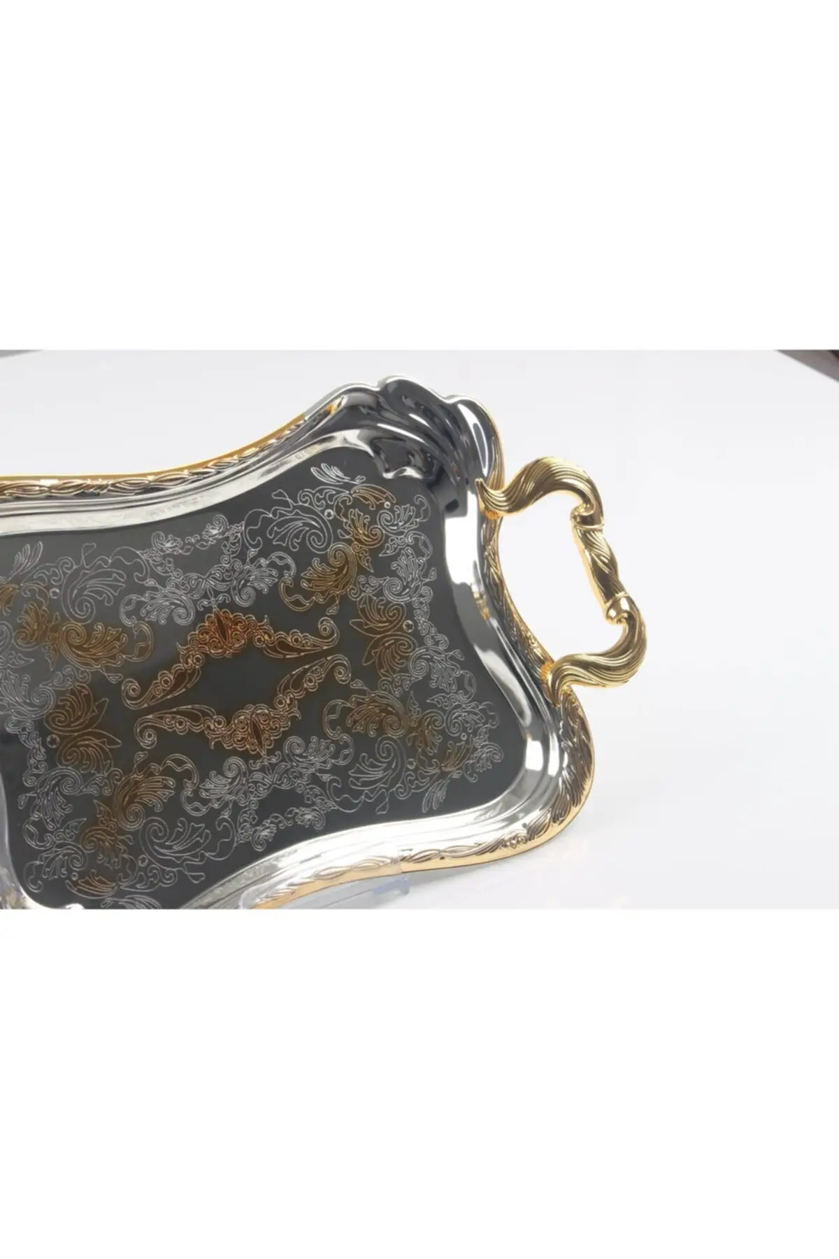 DOLBOVI 'dan Silver Plated Imported Tray Luxury Auriferous 43X26cm. Tray поднос plateau luxury
DOLBOVI 'dan Silver Plated Imported Tray Luxury Auriferous 43X26cm. Tray поднос plateau luxury