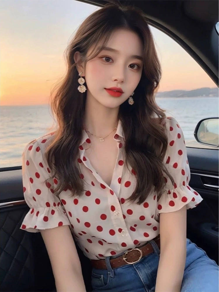 2025 Summer Sweet Blouses Polka Dot Single Breasted Tops Turn Down Collar Puff Sleeve Shirts Fashion All Match Women's Clothing
2025 Summer Sweet Blouses Polka Dot Single Breasted Tops Turn Down Collar Puff Sleeve Shirts Fashion All Match Women's Clothing