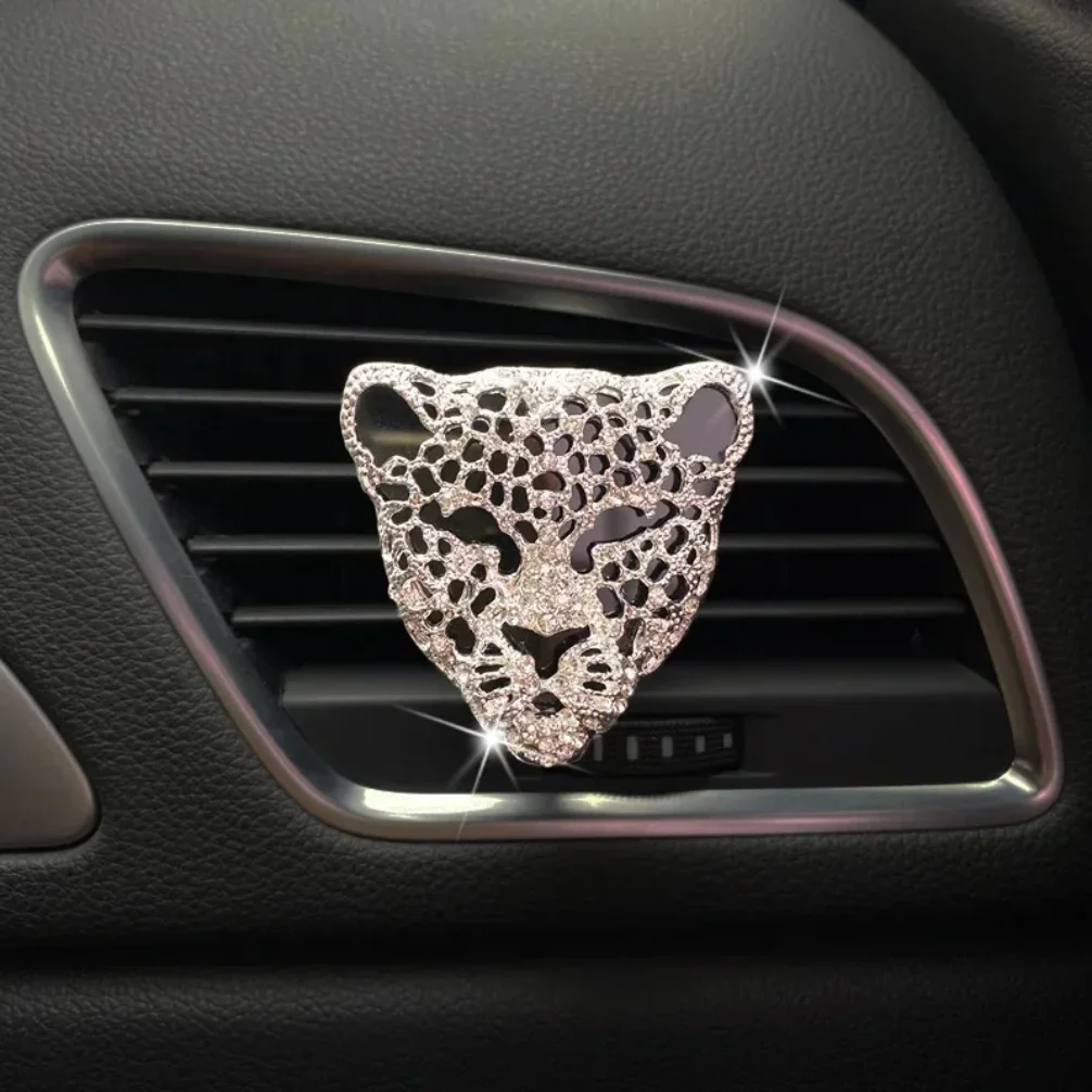 Car Air Purifier Interior Decoration Aromatic Diffuser Vent Clip Diamond Leopard Solid Perfume Flashing CarAccessoriesCarPendant
Car Air Purifier Interior Decoration Aromatic Diffuser Vent Clip Diamond Leopard Solid Perfume Flashing CarAccessoriesCarPendant