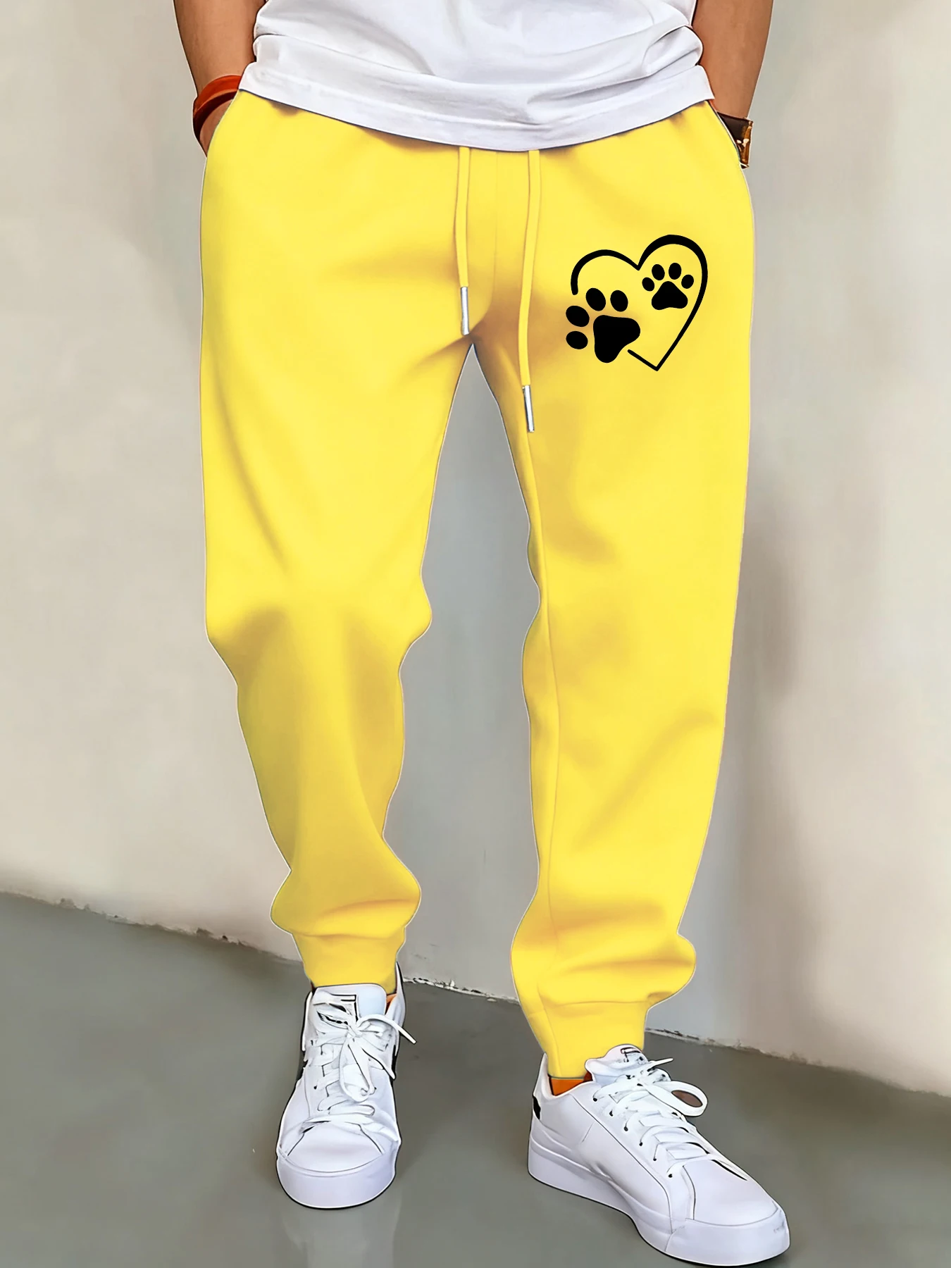 Мужские брюки со следами в форме сердца, модные флисовые осенние брюки, универсальные спортивные штаны на шнурке, мужские мягкие брюки в стиле хип-хоп
Мужские брюки со следами в форме сердца, модные флисовые осенние брюки, универсальные спортивные штаны на шнурке, мужские мягкие брюки в стиле хип-хоп