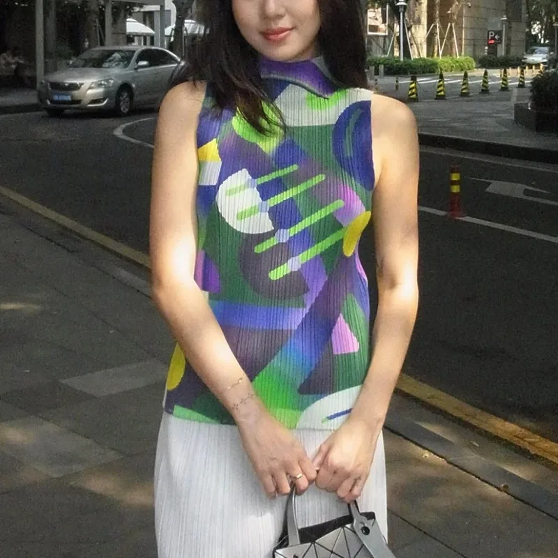 Miyake Pleated Vest Summer Outerwear 2026 New Slim Fit Unique Printed Sleeveless Top Women Elastic Draped Tight T-Shirt Clothing
Miyake Pleated Vest Summer Outerwear 2026 New Slim Fit Unique Printed Sleeveless Top Women Elastic Draped Tight T-Shirt Clothing