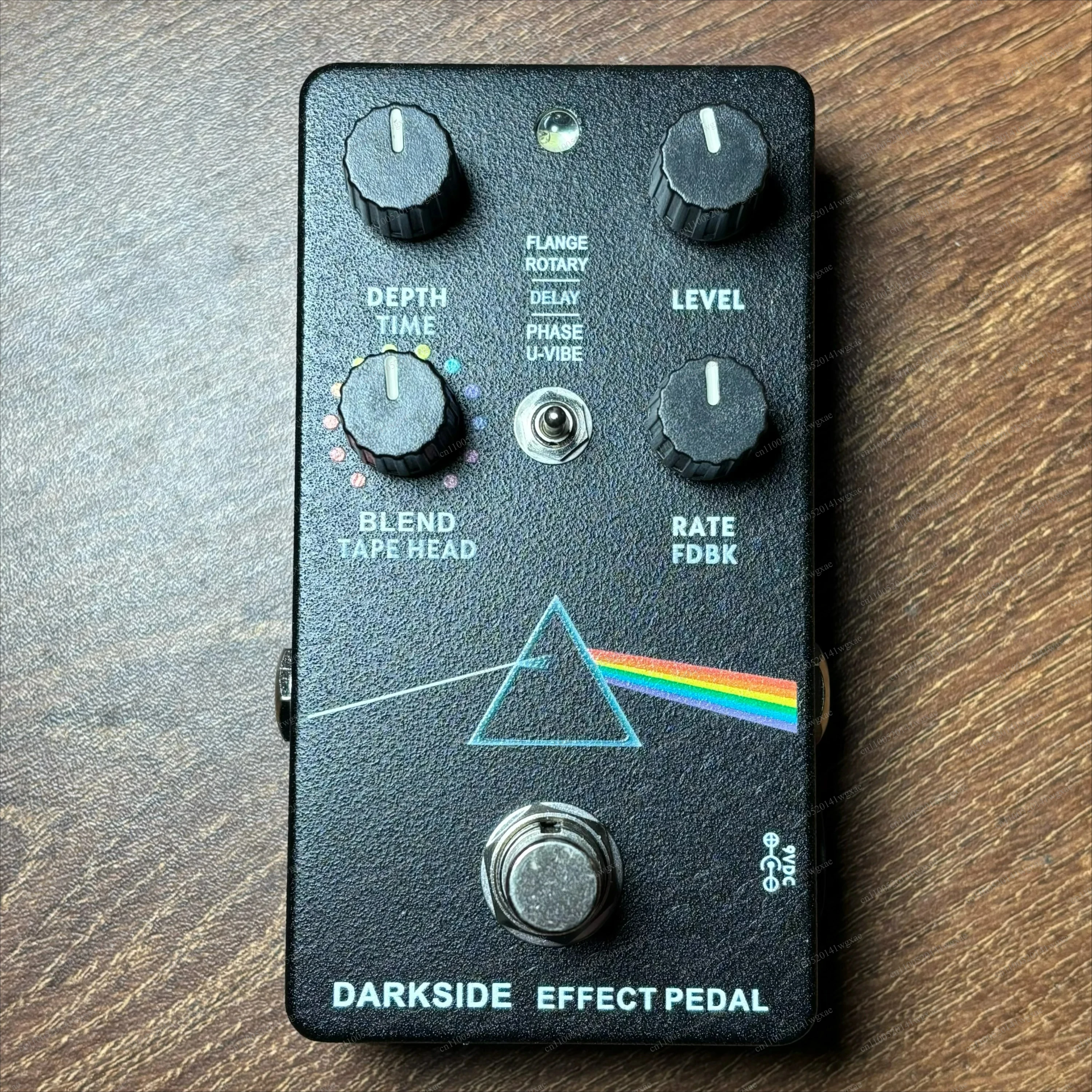 Original Blizz Dark Side Distortion Pedal Portable Mini Guitar Effect Processor for Electric Guitar Bass Stage Performance
Original Blizz Dark Side Distortion Pedal Portable Mini Guitar Effect Processor for Electric Guitar Bass Stage Performance