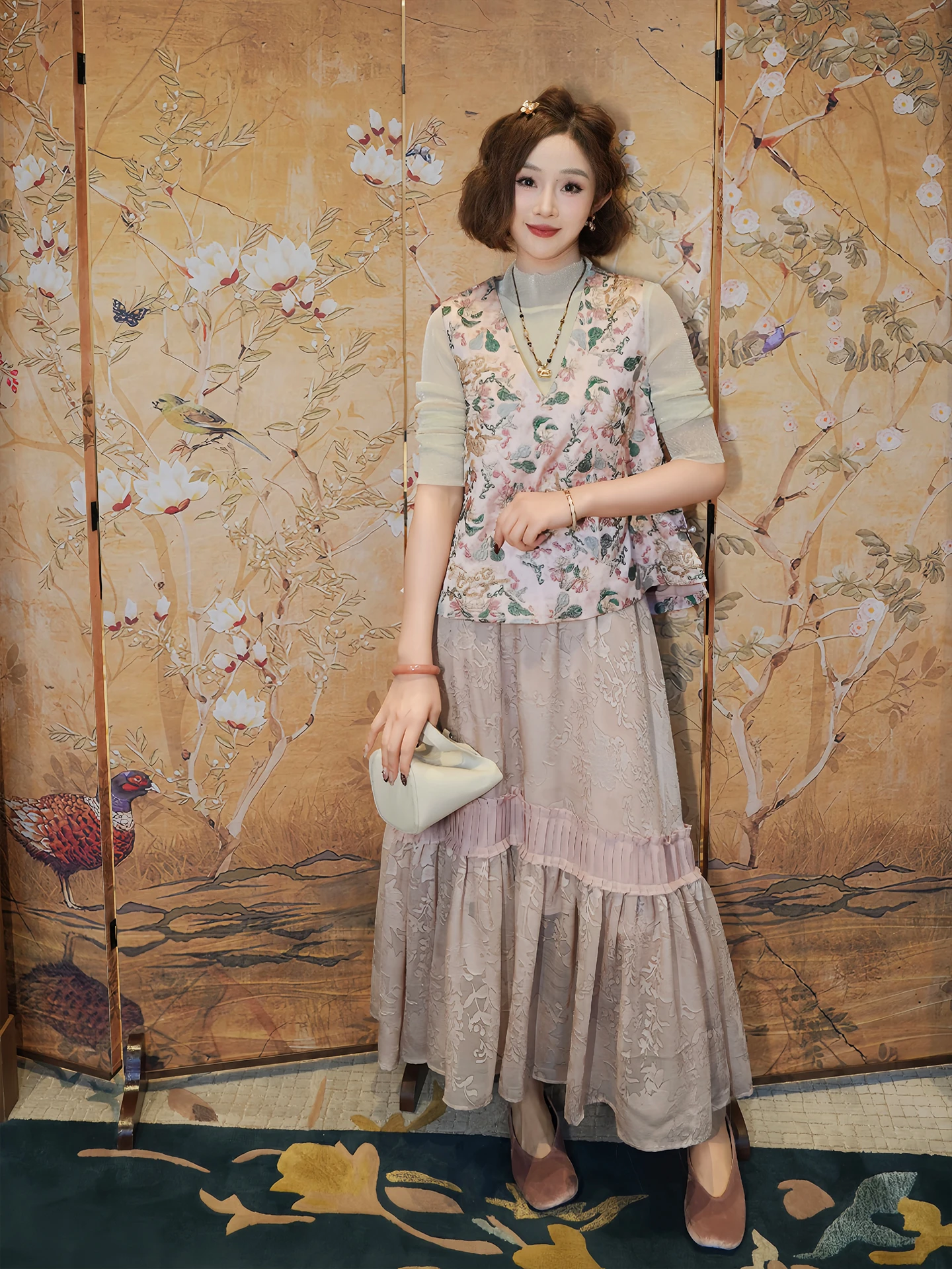 Yolo Anhe 2026 Spring Heavyweight Silk A-Line Skirt Elastic Waist Half-length Skirt Pleated Splicing Casual High-waist Skirt
Yolo Anhe 2026 Spring Heavyweight Silk A-Line Skirt Elastic Waist Half-length Skirt Pleated Splicing Casual High-waist Skirt