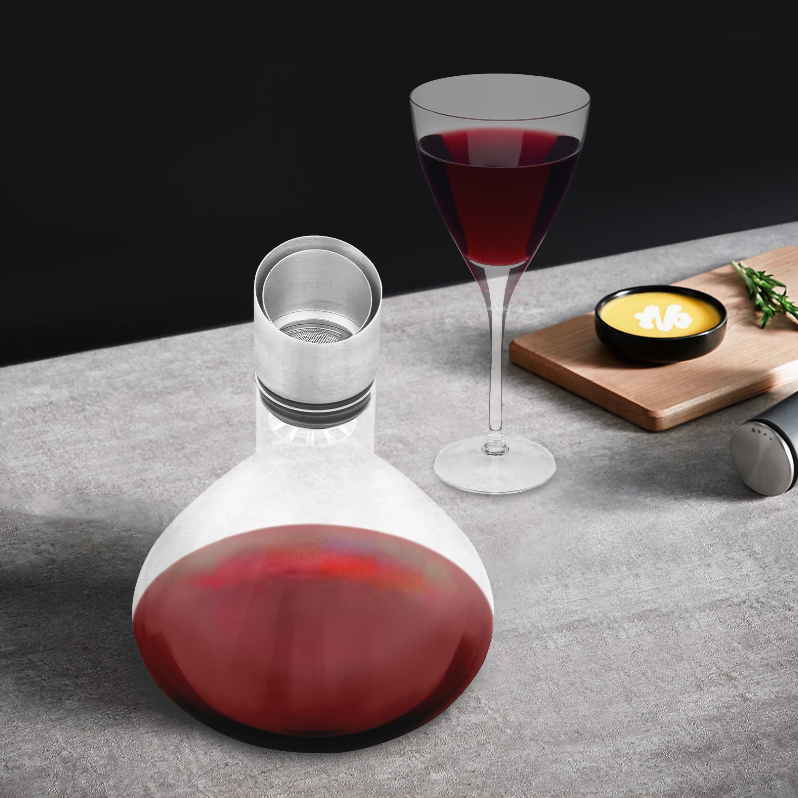 1500ML Lead-free Crystal Glass Wine Decanter,Clear Red Wine Decanter Tabletop 18.5*22cm for Wine Cellars,Bars
1500ML Lead-free Crystal Glass Wine Decanter,Clear Red Wine Decanter Tabletop 18.5*22cm for Wine Cellars,Bars