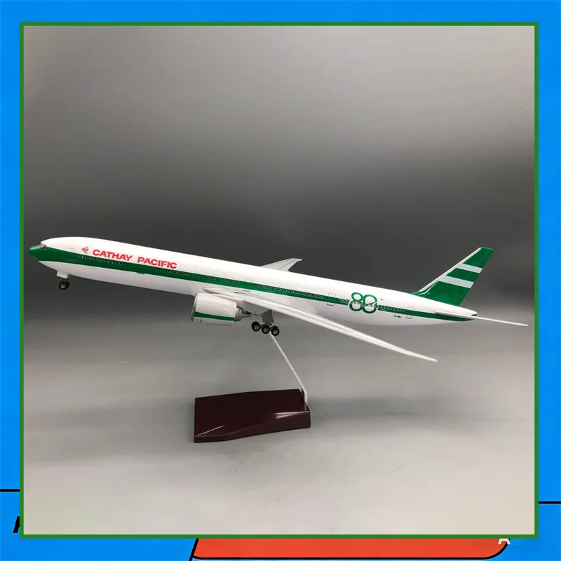 47cm Cathay Pacifi 80th Anniversary B777 Aircraft Model With Light & Wheels, Realistic Static Aviation Model Collection Ornamen
47cm Cathay Pacifi 80th Anniversary B777 Aircraft Model With Light & Wheels, Realistic Static Aviation Model Collection Ornamen