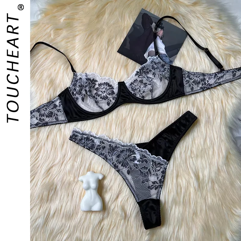 Toucheart 2 Piece Set Lace Patchwork Underwear Suit Women Satin Contrast Flower Embroidery See-Through Sexy Steel Ring Bra Set
Toucheart 2 Piece Set Lace Patchwork Underwear Suit Women Satin Contrast Flower Embroidery See-Through Sexy Steel Ring Bra Set