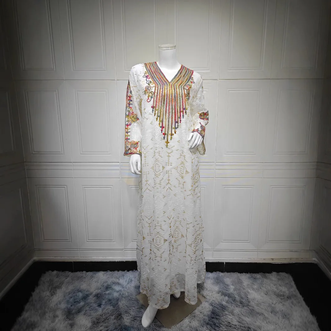 Muslim mesh embroidered evening dress applique splicing dress fashion robe simple temperament elegant vacation style high-end ba
Muslim mesh embroidered evening dress applique splicing dress fashion robe simple temperament elegant vacation style high-end ba