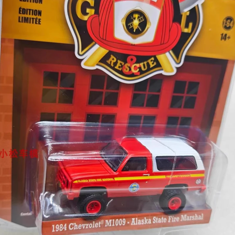 Greenlight 1:64 Rescue Series 4-1948 Chevrolet M1009 - Коллекция игрушек Alaska Fire Marshal, подарочная модель, настенная подвеска
Greenlight 1:64 Rescue Series 4-1948 Chevrolet M1009 - Коллекция игрушек Alaska Fire Marshal, подарочная модель, настенная подвеска