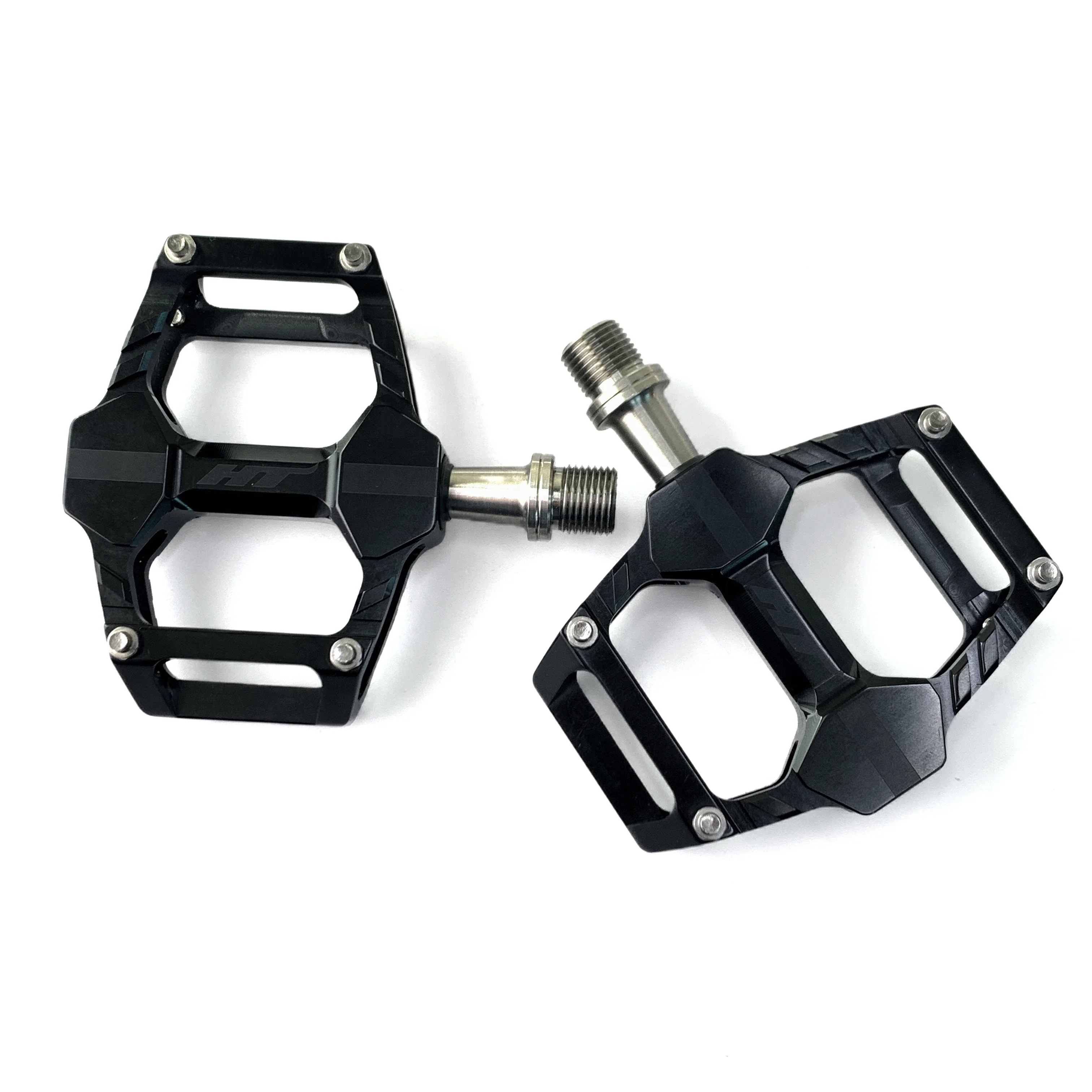 HT bicycle pedal, titanium shaft pedal AR06T folding car, road bike pedal lightweight titanium shaft flat pedal
HT bicycle pedal, titanium shaft pedal AR06T folding car, road bike pedal lightweight titanium shaft flat pedal