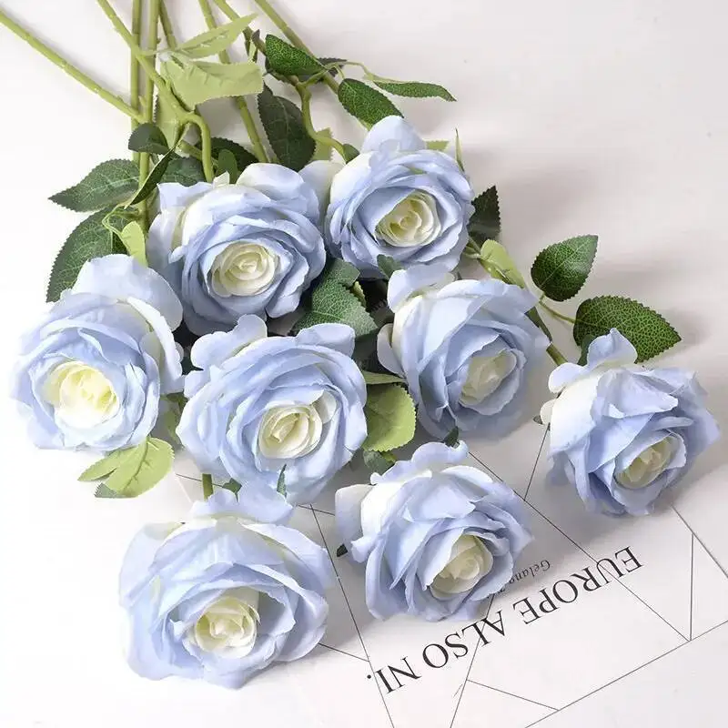 3/5 Simulated Artificial Roses Suitable For Floral Arrangement And Home Decoration On Occasions Such As Weddings And Birthdays
3/5 Simulated Artificial Roses Suitable For Floral Arrangement And Home Decoration On Occasions Such As Weddings And Birthdays
