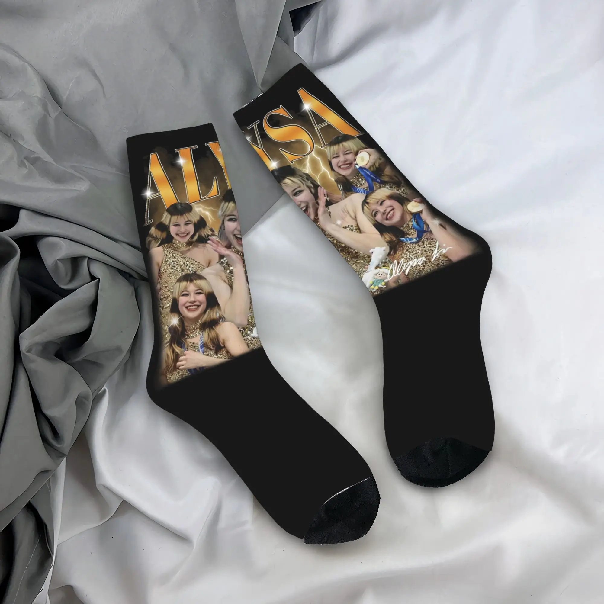 Alysa Liu USA Socks Men's Women's Polyester Fashion Socks Novelty Spring Summer Autumn Winter Middle Tube Socks Gift
Alysa Liu USA Socks Men's Women's Polyester Fashion Socks Novelty Spring Summer Autumn Winter Middle Tube Socks Gift