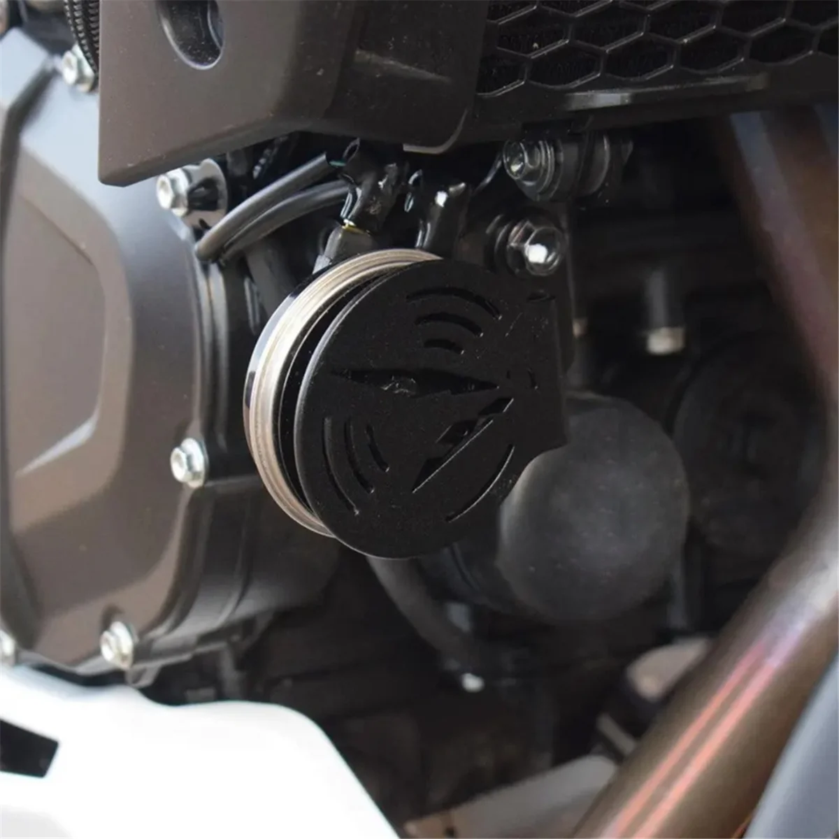 B57A Motorcycle Horn Cover Protector Accessories for Honda Hornet CB750 CB 750 Hornet 2023 2024
B57A Motorcycle Horn Cover Protector Accessories for Honda Hornet CB750 CB 750 Hornet 2023 2024