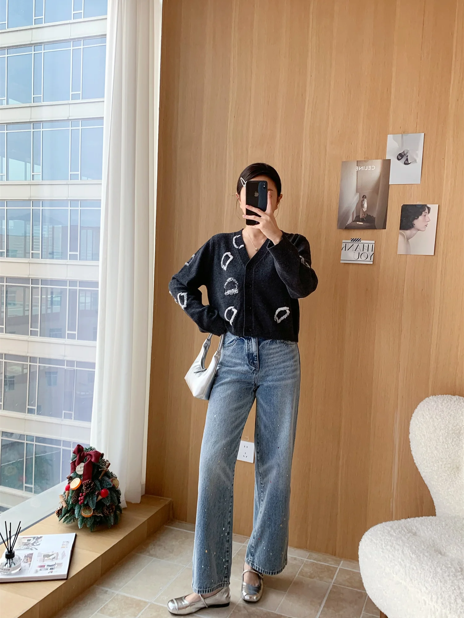 Sequin Wide Leg Jeans Women's Straight Cut Natural Waist Denim Pants Winter Season Fashion Ladies
Sequin Wide Leg Jeans Women's Straight Cut Natural Waist Denim Pants Winter Season Fashion Ladies
