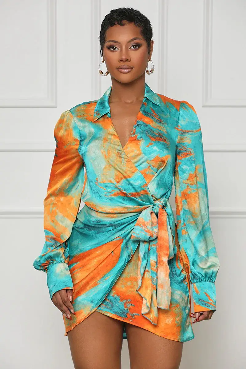 2024 New Dresses for Women Abstract Printed Long Sleeved V-neck Dress Vestidos De Mujer Casual Elegant Mini Robe Female
2024 New Dresses for Women Abstract Printed Long Sleeved V-neck Dress Vestidos De Mujer Casual Elegant Mini Robe Female