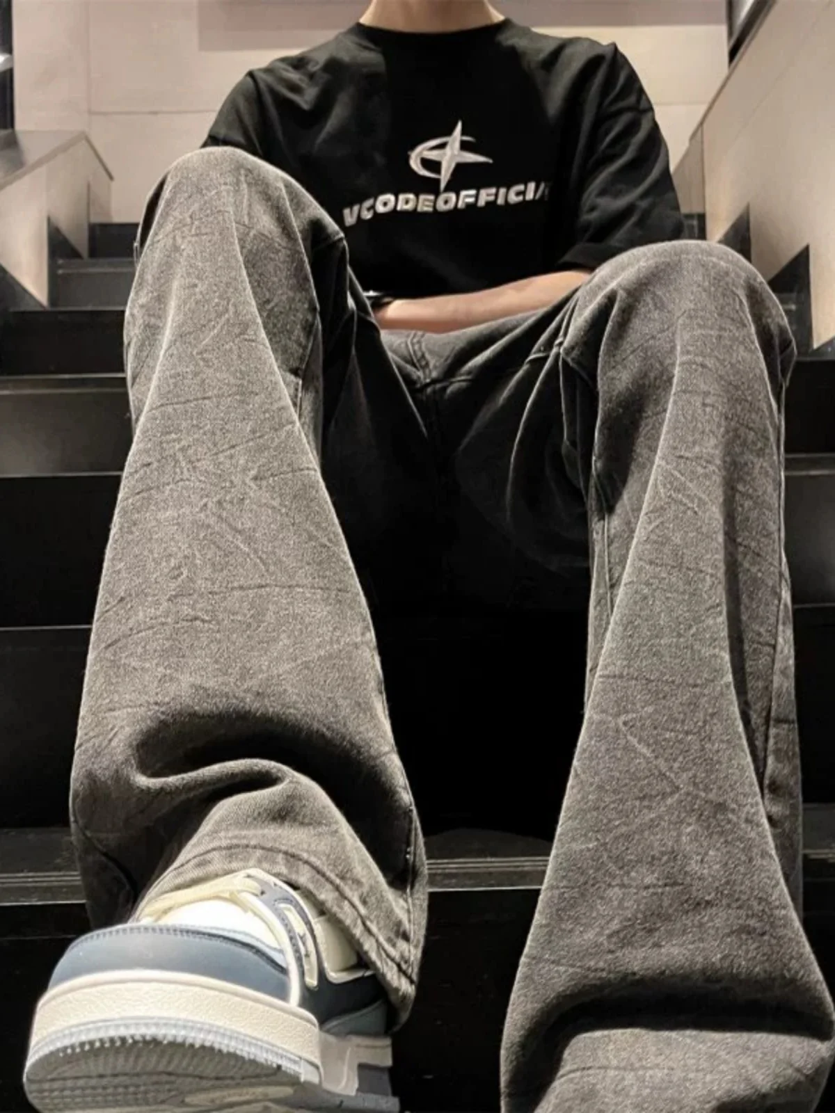 Cleanfit Men's Bell Bot Jeans Loose Straight Leg Casual Wear Spring Autumn High Waist Denim Pants Faionable And Haome
Cleanfit Men's Bell Bot Jeans Loose Straight Leg Casual Wear Spring Autumn High Waist Denim Pants Faionable And Haome