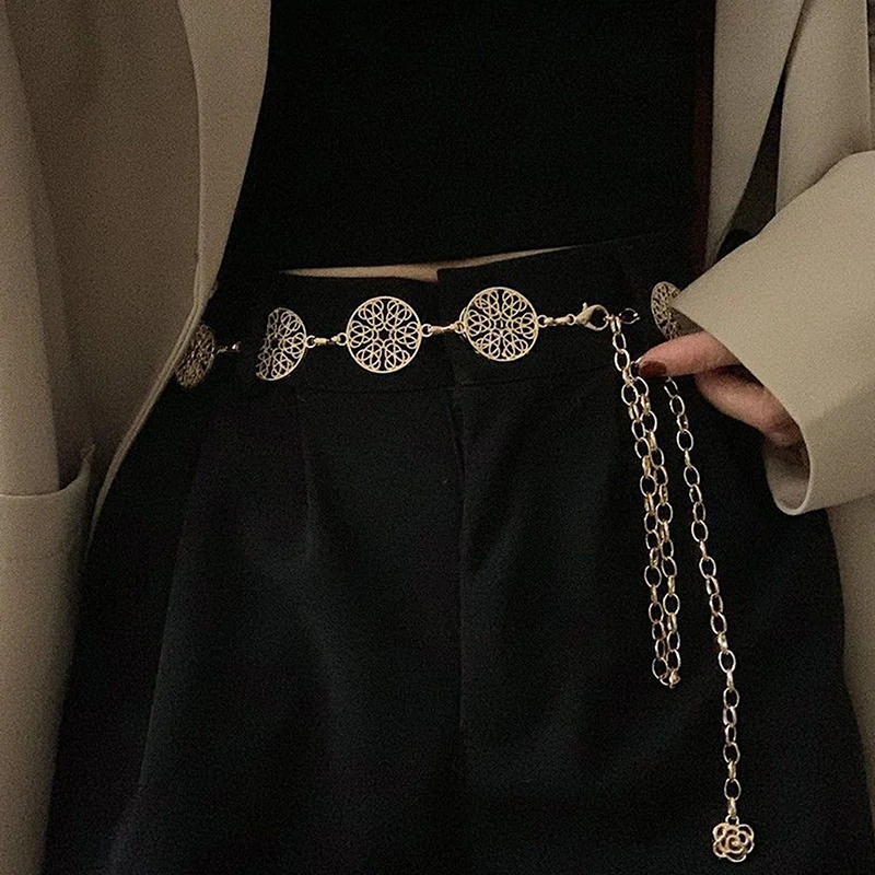 Elegant Round Metal Belt For Women Retro Gold Silver Carved Hollow Out Waistband Fashion Dress Decoration
Elegant Round Metal Belt For Women Retro Gold Silver Carved Hollow Out Waistband Fashion Dress Decoration
