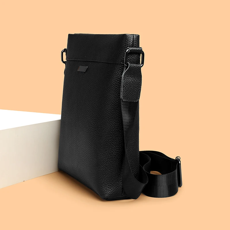 Male Envelop Messenger iPad Mini Bag Multi Functional Man's Bag SAC Men's Genuine Leather Day Clutch New Design Business Handbag
Male Envelop Messenger iPad Mini Bag Multi Functional Man's Bag SAC Men's Genuine Leather Day Clutch New Design Business Handbag