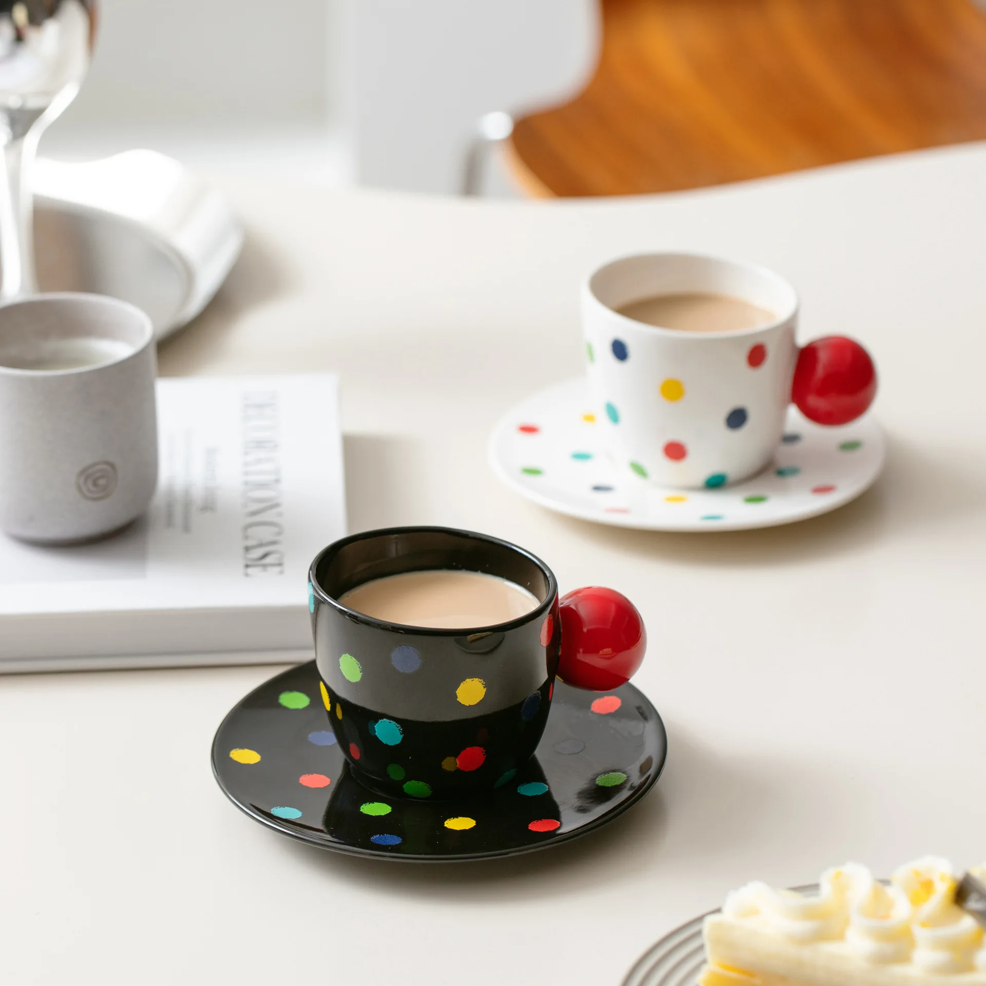 Creative Ceramic Cups And Plates Colorful Polka Dot Coffee High Aesthetic Office Couples Home Drinking Mugs
Creative Ceramic Cups And Plates Colorful Polka Dot Coffee High Aesthetic Office Couples Home Drinking Mugs