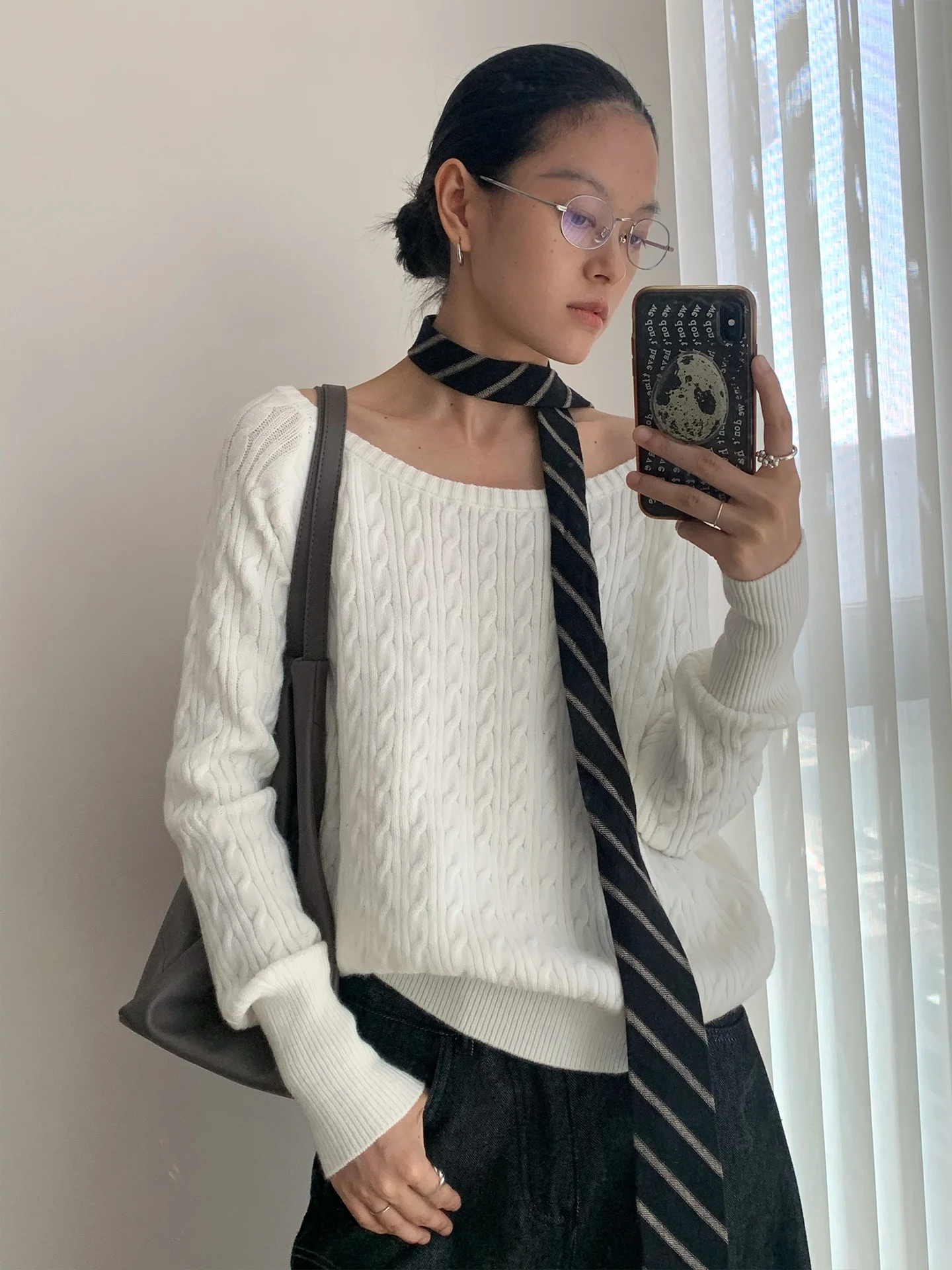 Ambosc Initial Autumn New Pure Color Knitted Sweater Open oulder Large Collar Twist Yarn Slimming Top Commute Sle Loose Fit
Ambosc Initial Autumn New Pure Color Knitted Sweater Open oulder Large Collar Twist Yarn Slimming Top Commute Sle Loose Fit