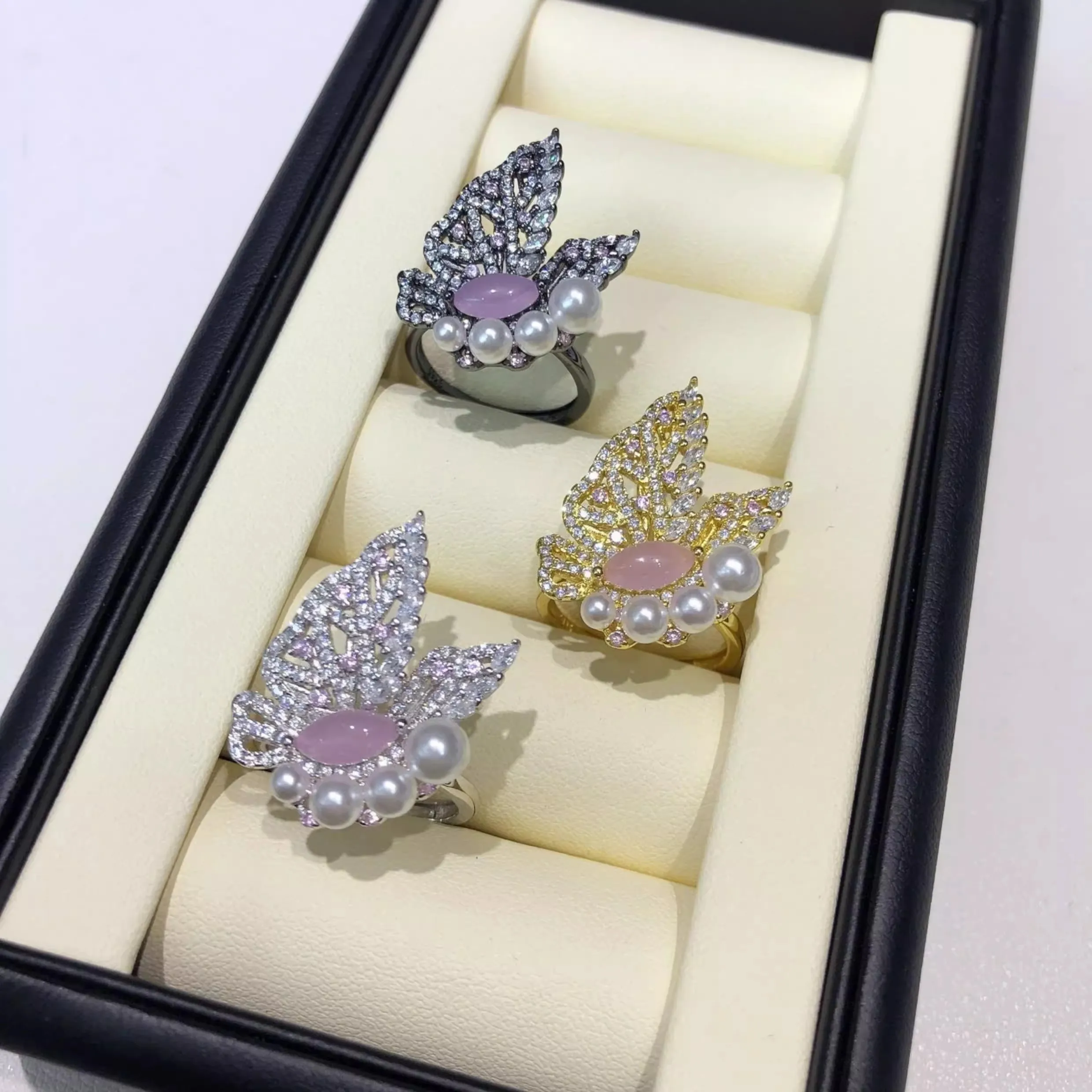 MeiBaPJ 3-5mm Natural Nearround Pearls Fashion Butterfly Ring DIY 925 Silver Holder Setting Fine Wedding Jewelry for Women
MeiBaPJ 3-5mm Natural Nearround Pearls Fashion Butterfly Ring DIY 925 Silver Holder Setting Fine Wedding Jewelry for Women