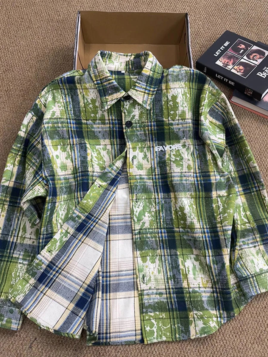 Cleanfit Men's Plaid irt Tie-Dye Cheered Long Sve Retro Japanese Sle Couple's Outerwear Spring Season Faionable
Cleanfit Men's Plaid irt Tie-Dye Cheered Long Sve Retro Japanese Sle Couple's Outerwear Spring Season Faionable