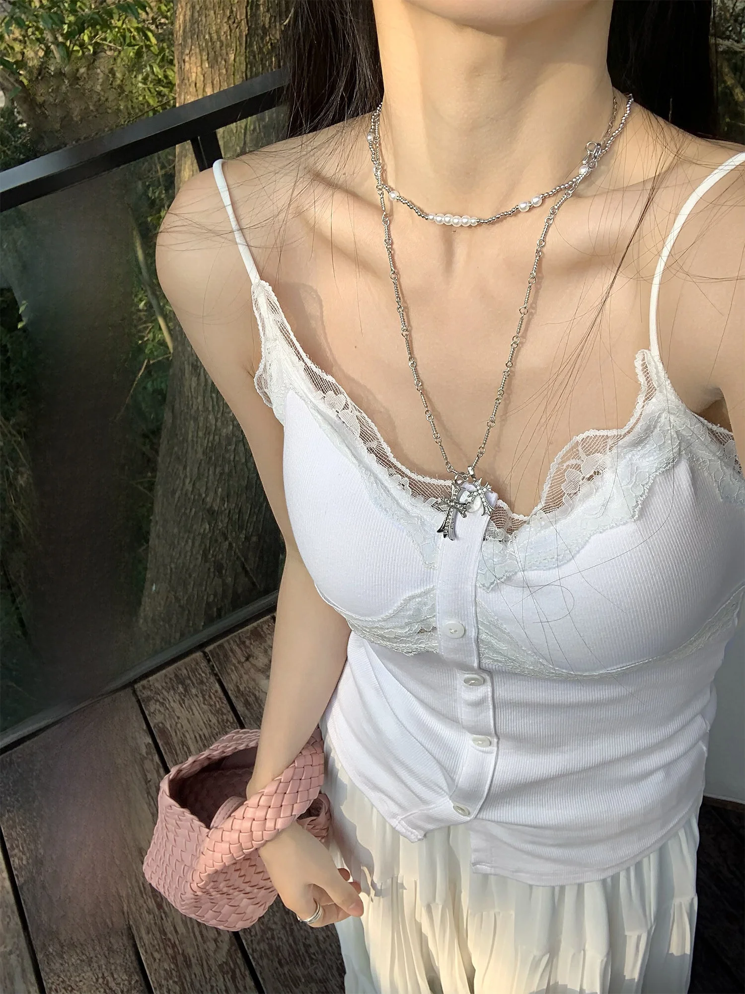 Женский топ-бюстгальтер Yuzuqi Moonlight с кружевной отделкой, разноцветный, с ручной вышивкой, на бретельках, с эффектом пуш-ап, облегающий, красивый, для ношения под одеждой
Женский топ-бюстгальтер Yuzuqi Moonlight с кружевной отделкой, разноцветный, с ручной вышивкой, на бретельках, с эффектом пуш-ап, облегающий, красивый, для ношения под одеждой