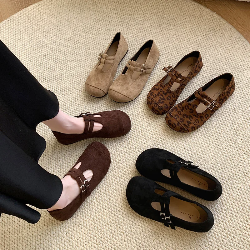 Женские корейские туфли Мэри Джейн на мягкой подошве в стиле ретро с круглой головкой, женские нежные замшевые туфли-бобы Joker на плоской подошве 
Женские корейские туфли Мэри Джейн на мягкой подошве в стиле ретро с круглой головкой, женские нежные замшевые туфли-бобы Joker на плоской подошве