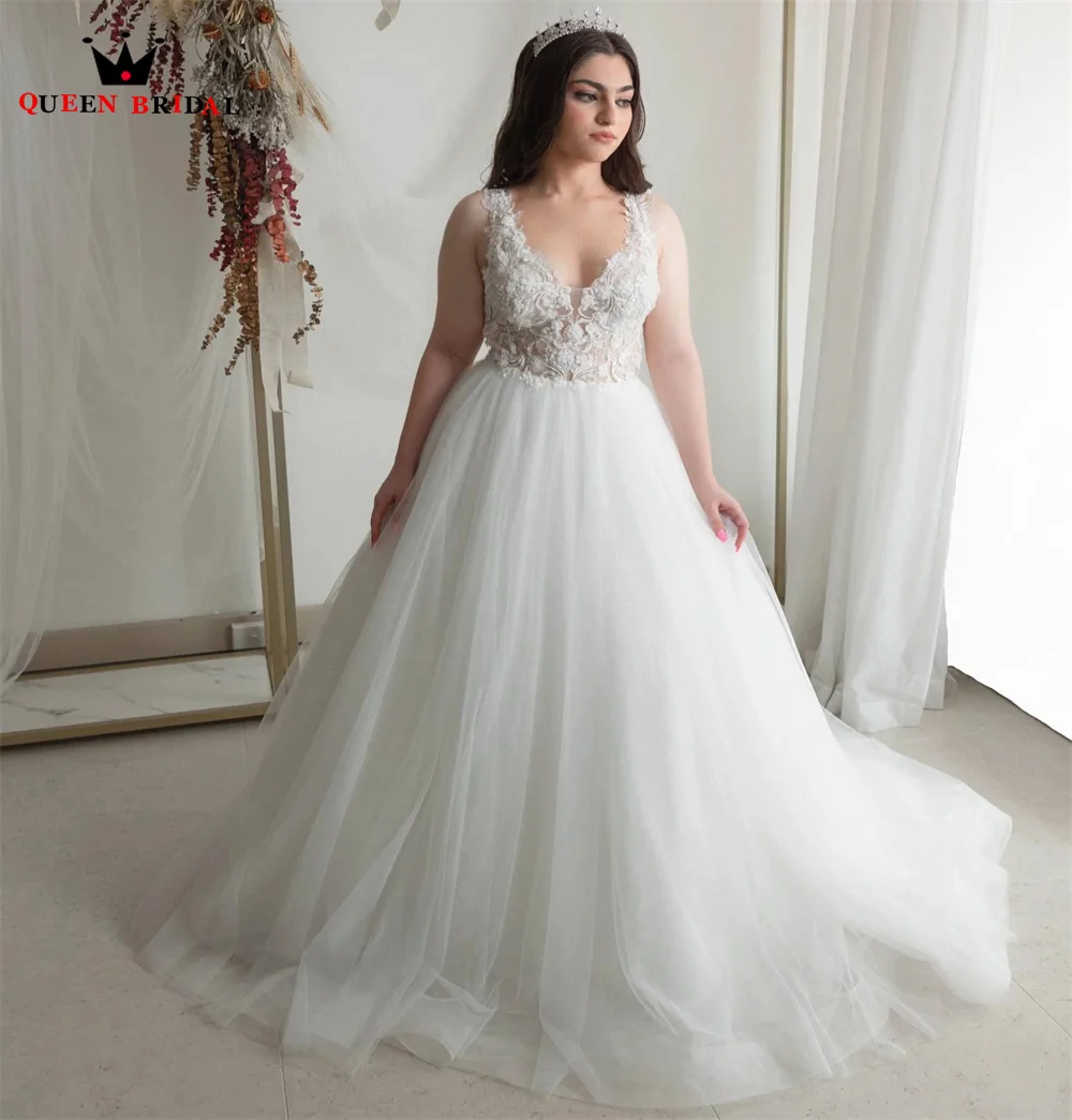 Plus Size A-line Wedding Dresses V-neck Tulle Lace Appliques 2023 New Design Elegant Bridal Gowns Custom Size MN05
Plus Size A-line Wedding Dresses V-neck Tulle Lace Appliques 2023 New Design Elegant Bridal Gowns Custom Size MN05