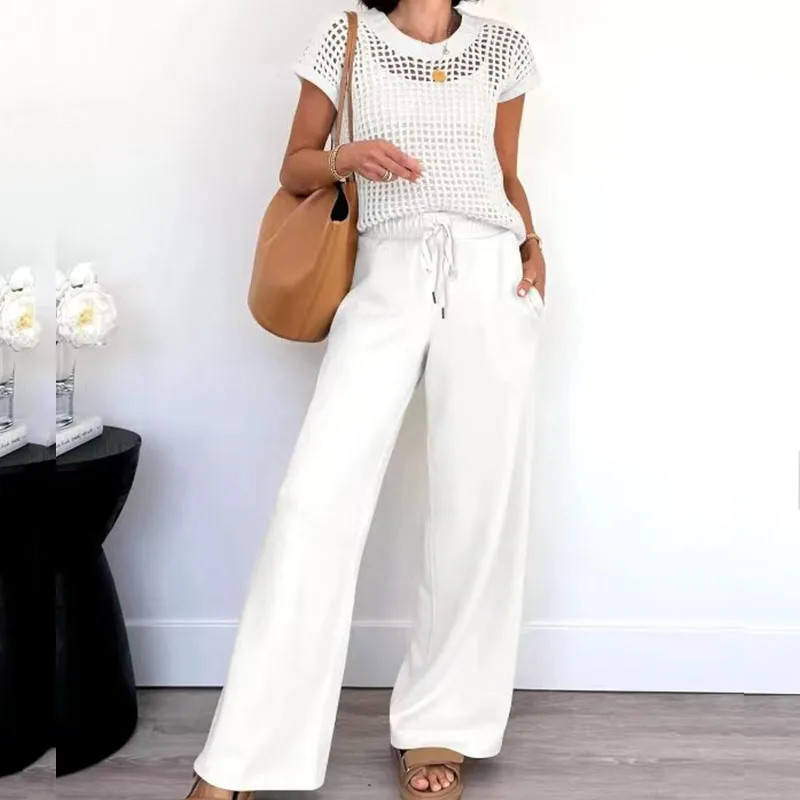 Ladies O Neck Hollow Top and Pants Suit Summer Vacation Solid Color Loose Outfit Casual Short Sleeved Pocket Straight 2pc Sets
Ladies O Neck Hollow Top and Pants Suit Summer Vacation Solid Color Loose Outfit Casual Short Sleeved Pocket Straight 2pc Sets