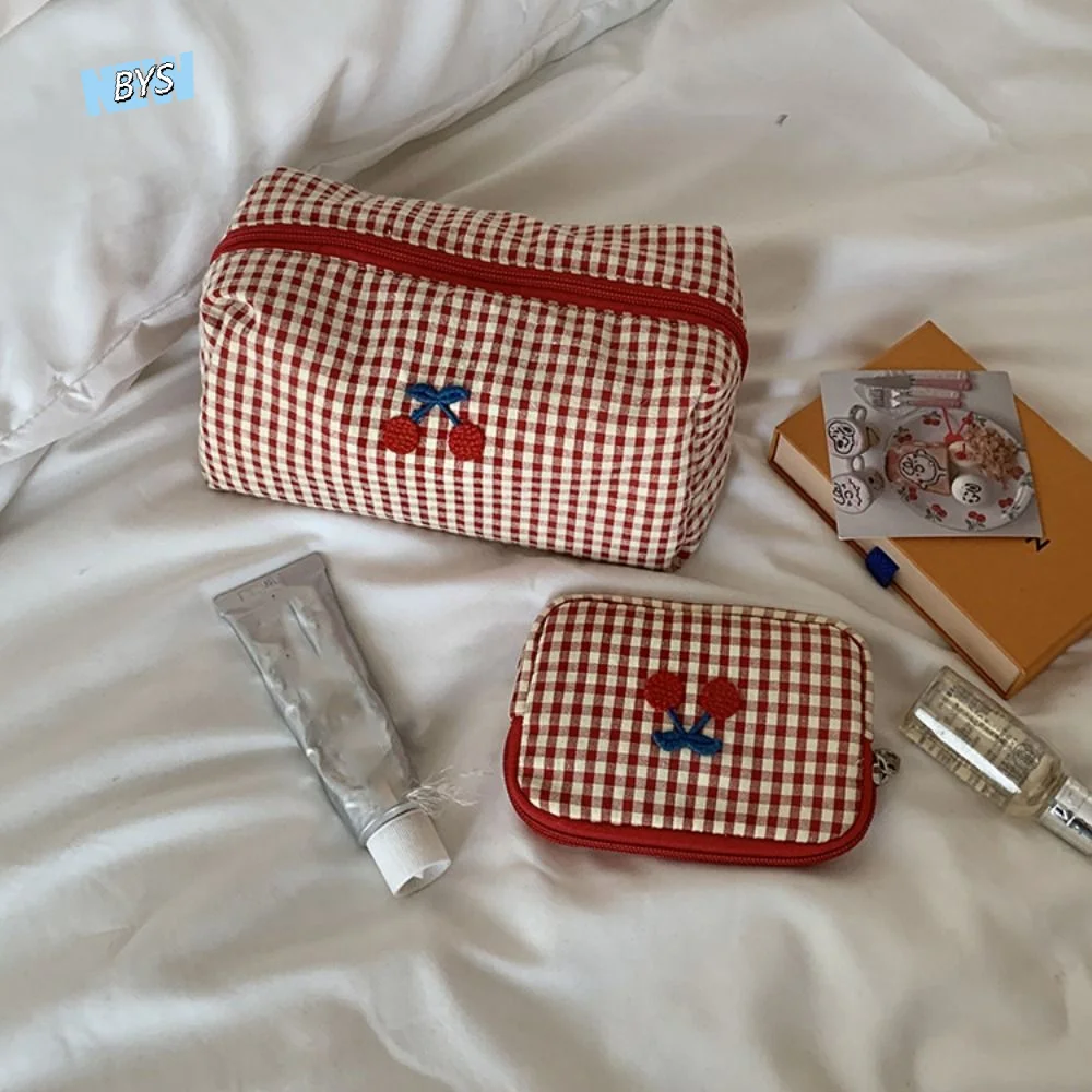 Simple Cotton Plaid Makeup Bag Multifunctional Purse Toiletry Organizer Bag Cloth Large Capacity Cherry Cosmetic Bag Unisex
Simple Cotton Plaid Makeup Bag Multifunctional Purse Toiletry Organizer Bag Cloth Large Capacity Cherry Cosmetic Bag Unisex