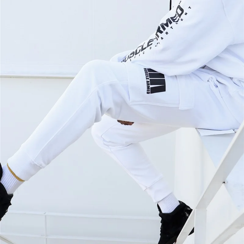 Joggers Sweatpants Men Autumn Casual Pants Gym Fitness Cotton Sportswear Trousers Male Multi-pocket Cargo Training Trackpants
Joggers Sweatpants Men Autumn Casual Pants Gym Fitness Cotton Sportswear Trousers Male Multi-pocket Cargo Training Trackpants