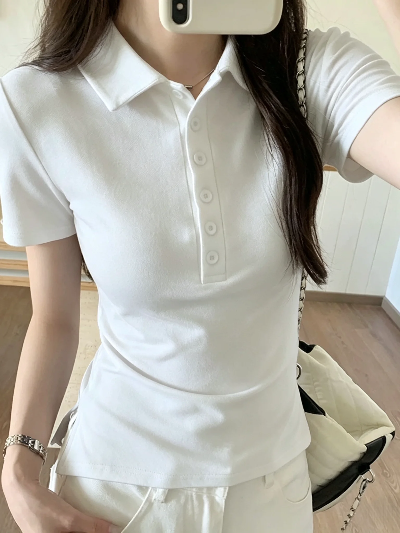 Slim Fit Neck Short Sleeve T-Shirt 95 Cotton plus Size Summer Top for Women Regular Shoulder Flip Collar Basic Style
Slim Fit Neck Short Sleeve T-Shirt 95 Cotton plus Size Summer Top for Women Regular Shoulder Flip Collar Basic Style