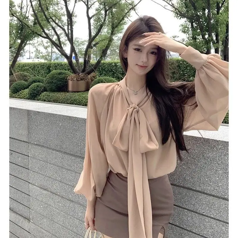 Korejpaa Blouses Women French Style Bow Tied Long Sleeved Chiffon Shirt Versatile Top Elegant Simple Solid Slimming Blusas Mujer
Korejpaa Blouses Women French Style Bow Tied Long Sleeved Chiffon Shirt Versatile Top Elegant Simple Solid Slimming Blusas Mujer