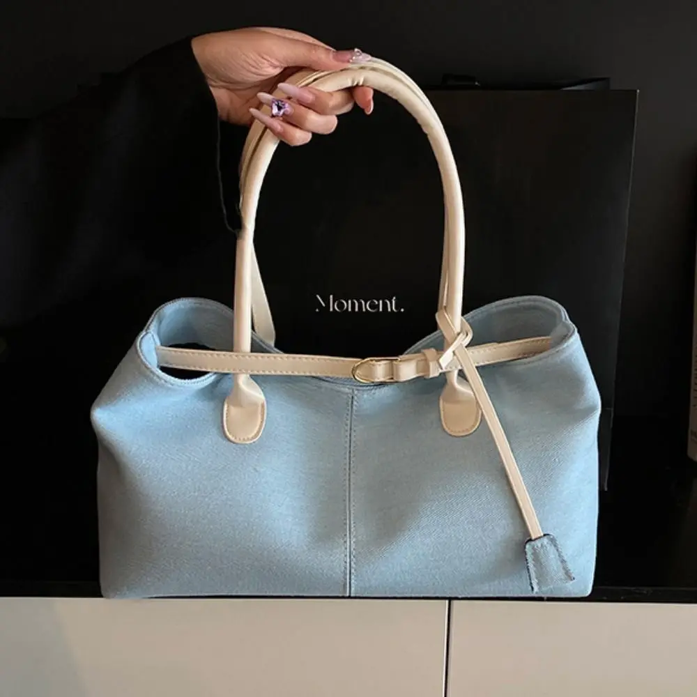 Простая джинсовая сумка на плечо с застежкой, элегантная лоскутная цветная винтажная сумка подмышками, шикарная повседневная большая сумка из искусственной кожи для путешествий
Простая джинсовая сумка на плечо с застежкой, элегантная лоскутная цветная винтажная сумка подмышками, шикарная повседневная большая сумка из искусственной кожи для путешествий