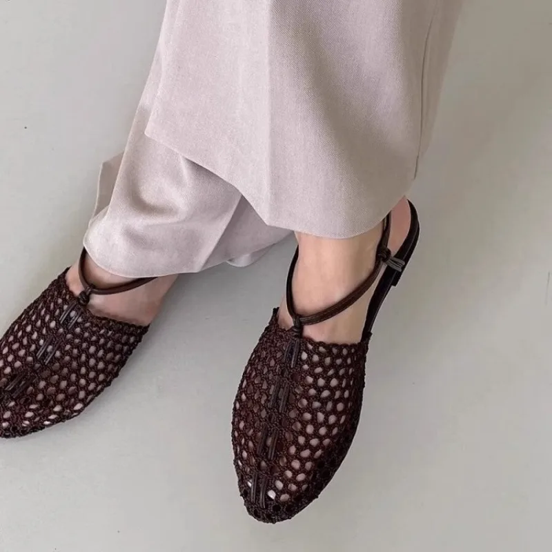 2026 Summer Women's Fishnet Brown Open-Toe Sandals Woven Hollow Breathable Wear-Resistant Shock-Absorbing Flat Roman Shoes
2026 Summer Women's Fishnet Brown Open-Toe Sandals Woven Hollow Breathable Wear-Resistant Shock-Absorbing Flat Roman Shoes