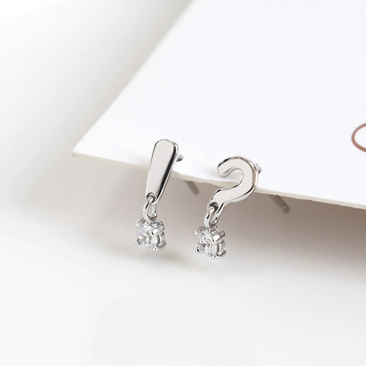 Sterling Silver Earrings Women Asymmetric Dangle Creative Drop Simple Elegant Ear Jewelry Fashion Gift
Sterling Silver Earrings Women Asymmetric Dangle Creative Drop Simple Elegant Ear Jewelry Fashion Gift