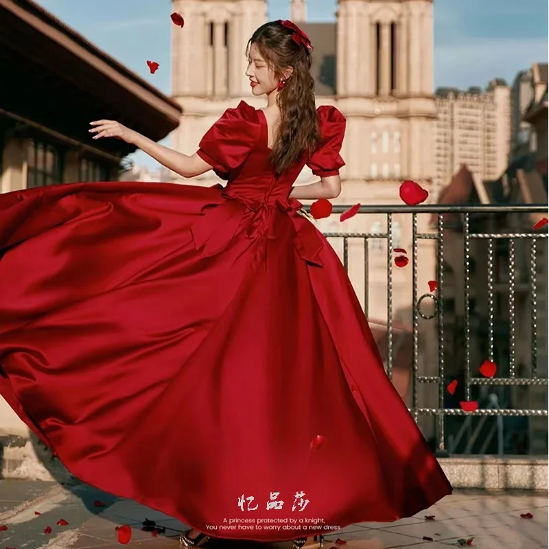 Wedding Dress Red Evening Gown Women's Style Sweet Middle Waist Bubble Sleeve Long Skirt Ball Gown for Engagement And Marriage
Wedding Dress Red Evening Gown Women's Style Sweet Middle Waist Bubble Sleeve Long Skirt Ball Gown for Engagement And Marriage