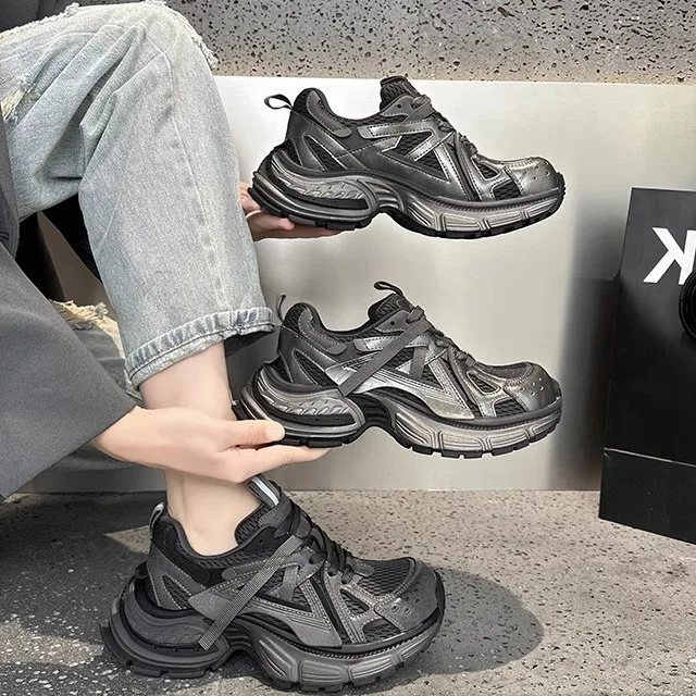 Casual Versatile Real Leather Running Shoes Thick Bottom Sports Sneakers for Men And Women Breathable Mesh Inner Princ...
Casual Versatile Real Leather Running Shoes Thick Bottom Sports Sneakers for Men And Women Breathable Mesh Inner Princ...