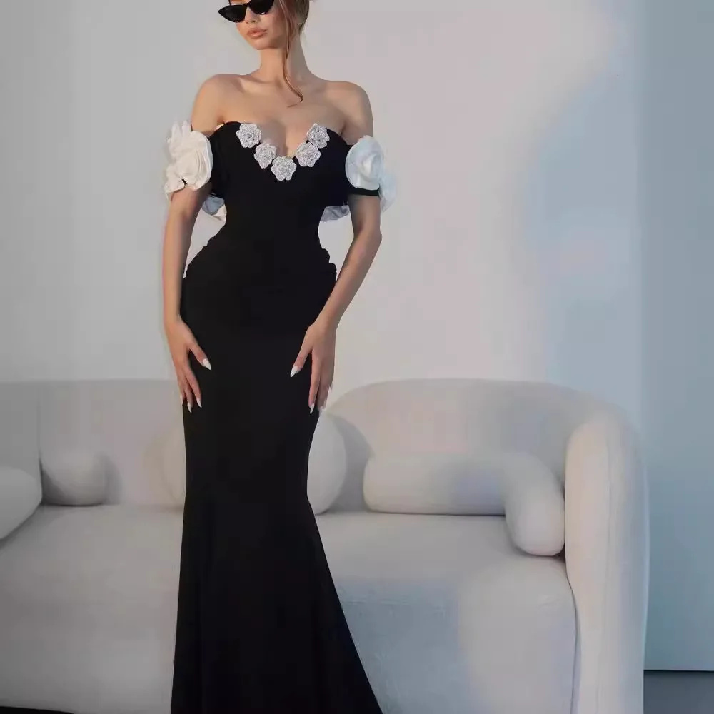 Black evening dress European and American elegant fashion off-the-shoulder v-neck applique bandage dress party dress new hot sal
Black evening dress European and American elegant fashion off-the-shoulder v-neck applique bandage dress party dress new hot sal