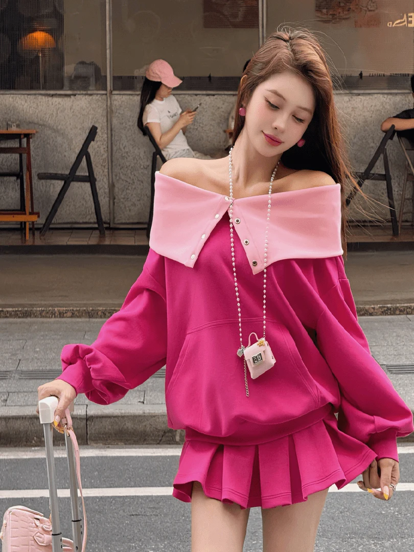 Laid-back Korean Style Two-Piece Set Loose Fit Sweatshirt And Skirt Casual Fashion Women's Clothing Popular This Year
Laid-back Korean Style Two-Piece Set Loose Fit Sweatshirt And Skirt Casual Fashion Women's Clothing Popular This Year