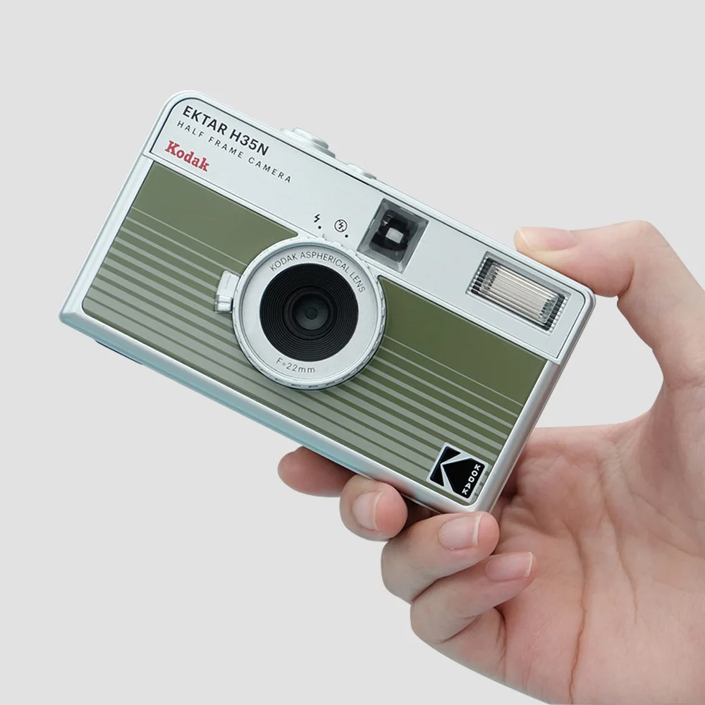Фотоаппарат Kodak H35N/Kodak H35 Half Grid Film Camera, пленочная камера KODAK EKTAR H35, 35-мм пленочная камера, многоразовая пленочная камера со вспышкой
Фотоаппарат Kodak H35N/Kodak H35 Half Grid Film Camera, пленочная камера KODAK EKTAR H35, 35-мм пленочная камера, многоразовая пленочная камера со вспышкой