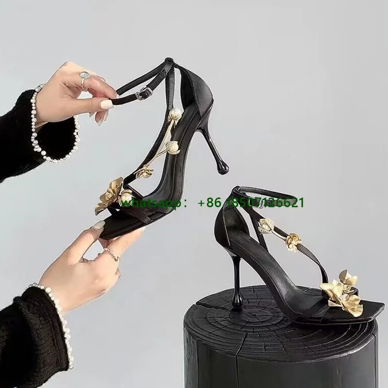 Black Square Toe Ankle Buckle Sandals Solid Color Metal Decorative High Heels For Women
Black Square Toe Ankle Buckle Sandals Solid Color Metal Decorative High Heels For Women