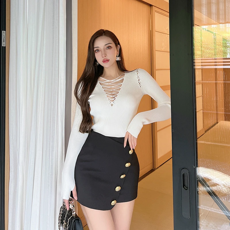 Черная асимметричная юбка с высокой талией для женщин, универсальная, стройнящая, с металлическим декором, короткая, для повседневной носки
Черная асимметричная юбка с высокой талией для женщин, универсальная, стройнящая, с металлическим декором, короткая, для повседневной носки