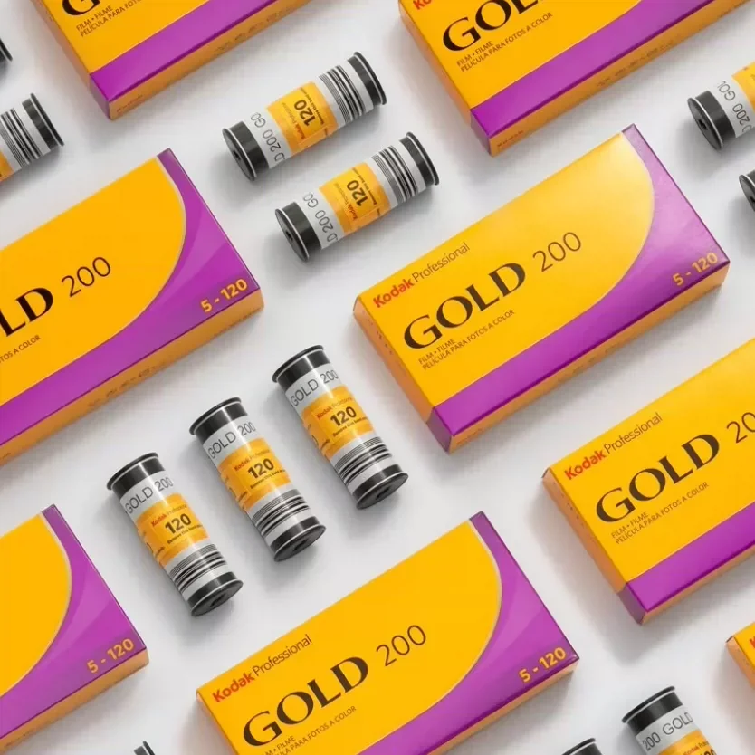 1-10 Rolls Kodak IOS 200 120 Film Gold 200 Professional Color Negative Film For 120 Film Camera (Expiration Date 2027)
1-10 Rolls Kodak IOS 200 120 Film Gold 200 Professional Color Negative Film For 120 Film Camera (Expiration Date 2027)