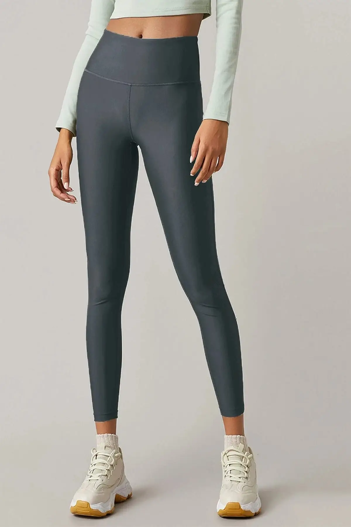 Women's Yoga Pant Anthracite Slimming High Waist Shiny Disco Leggings Comfortable Stretchy Fabric Sport Hiking Casual Pant
Women's Yoga Pant Anthracite Slimming High Waist Shiny Disco Leggings Comfortable Stretchy Fabric Sport Hiking Casual Pant