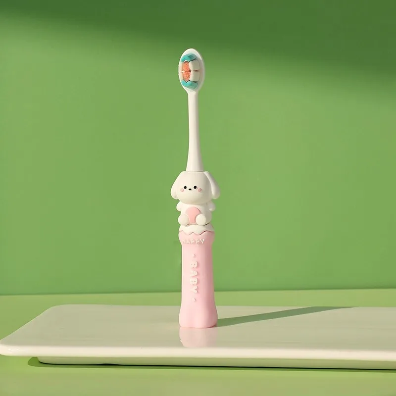 Зубная щетка для детей 5-12 лет с милым мультяшным медведем, ультратонкая мягкая щетина для мальчиков и девочек
Зубная щетка для детей 5-12 лет с милым мультяшным медведем, ультратонкая мягкая щетина для мальчиков и девочек